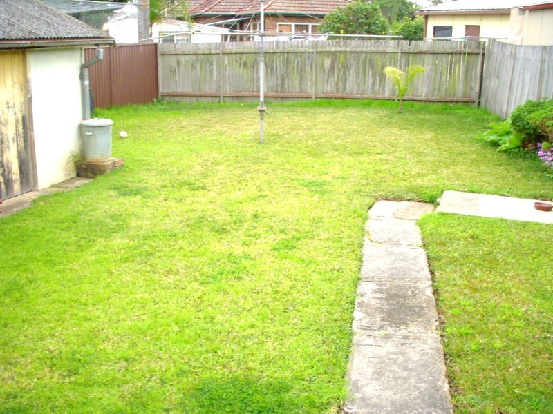 40 Sphinx Avenue, Revesby NSW 2212
