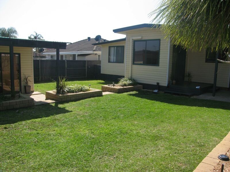 34 Amiens Avenue, Milperra NSW 2214