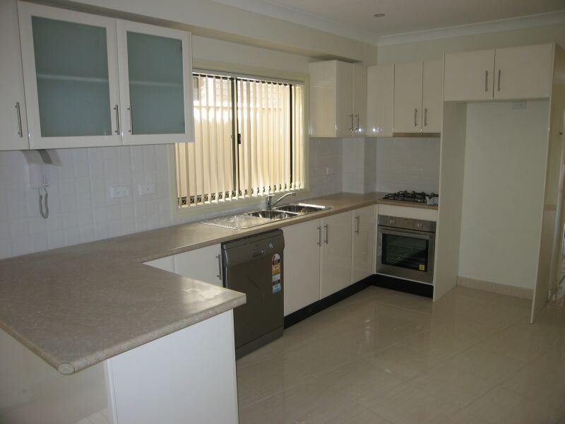 10 Sandra Avenue, Panania NSW 2213