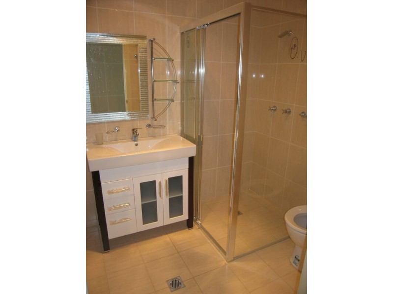 10 Sandra Avenue, Panania NSW 2213