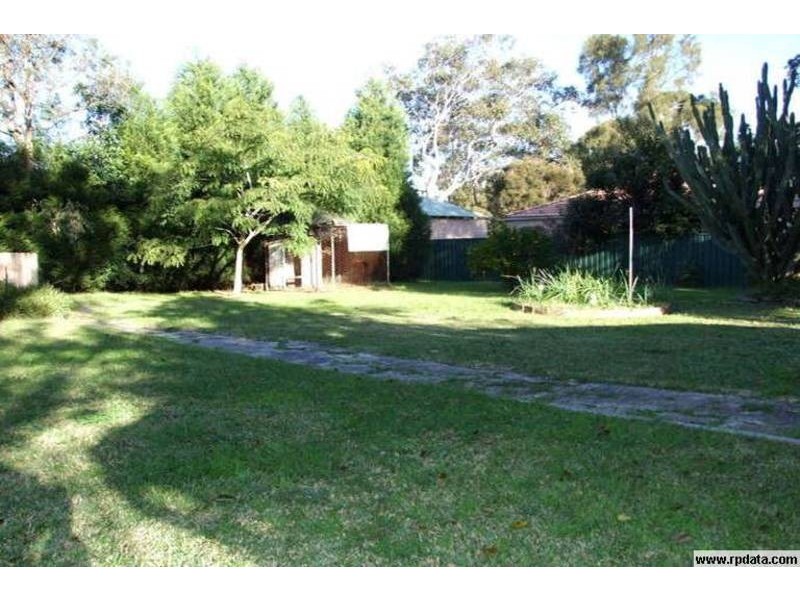 20 Monie Avenue, East Hills NSW 2213