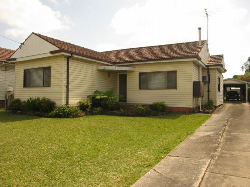 2 Treatt Avenue, Padstow NSW 2211