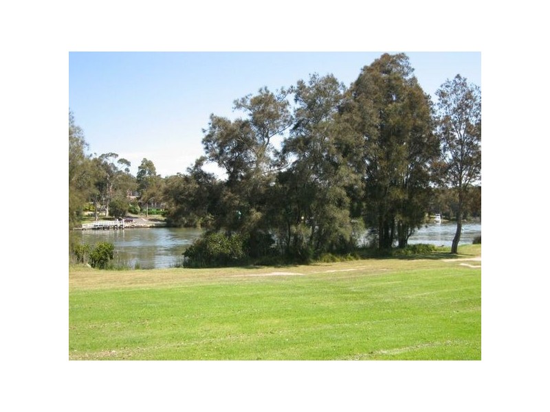 650 Henry Lawson Drive, East Hills NSW 2213