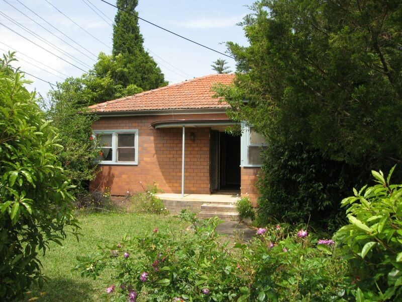 8 Alice Street, Padstow NSW 2211