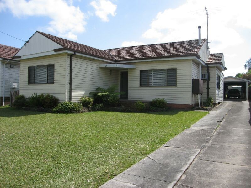 2 Treatt Avenue, Padstow NSW 2211