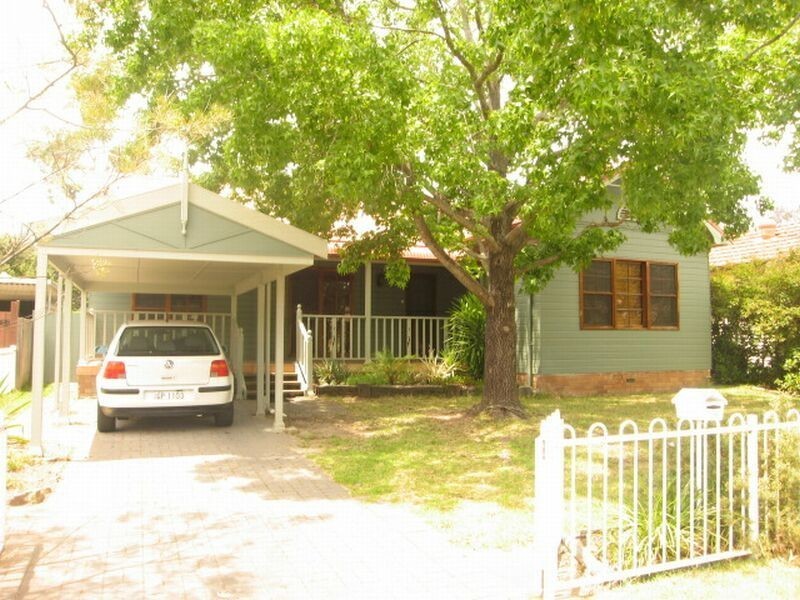 25 Laundess Avenue, Panania NSW 2213