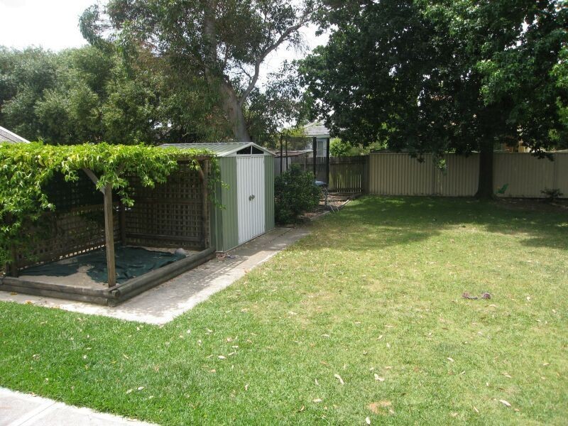 25 Laundess Avenue, Panania NSW 2213