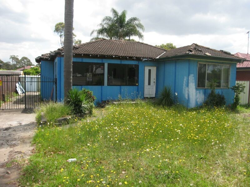 69 Bullecourt Avenue, Milperra NSW 2214