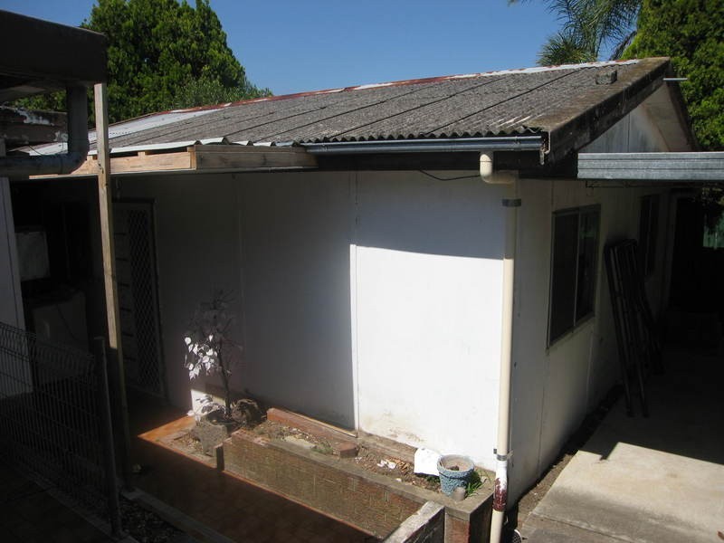 72 Thomas Street, Picnic Point NSW 2213