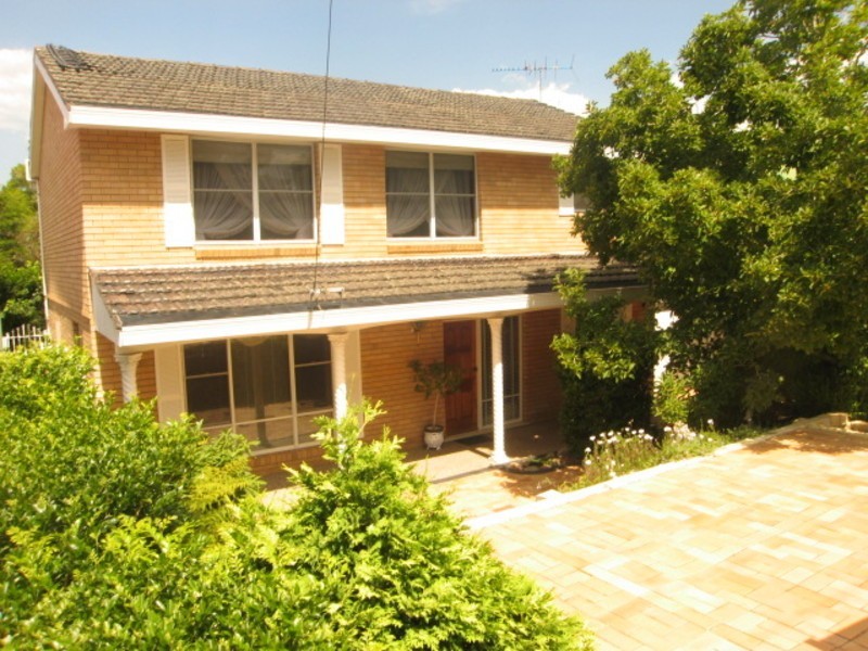48 Thomas Street, Picnic Point NSW 2213