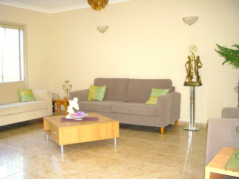 6A Haddon Crescent, Revesby NSW 2212