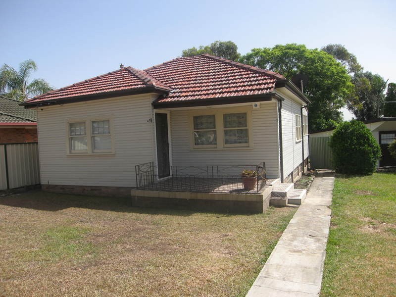 2 Banks Street, Padstow NSW 2211