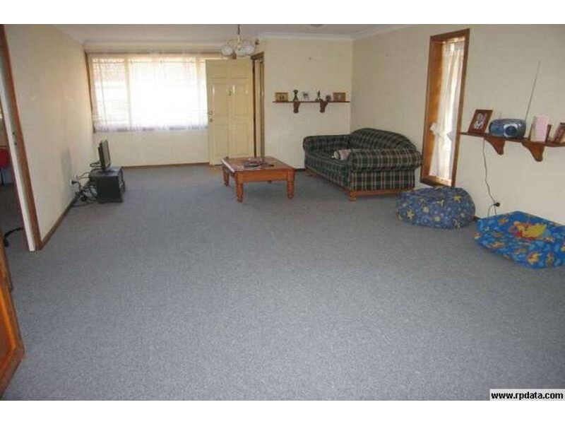 2/10 Forrest Road, East Hills NSW 2213