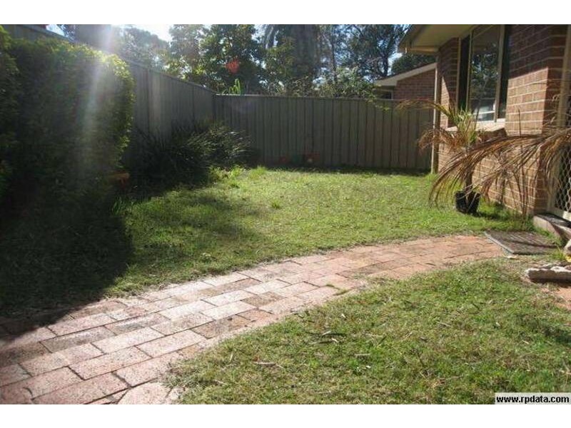 2/10 Forrest Road, East Hills NSW 2213