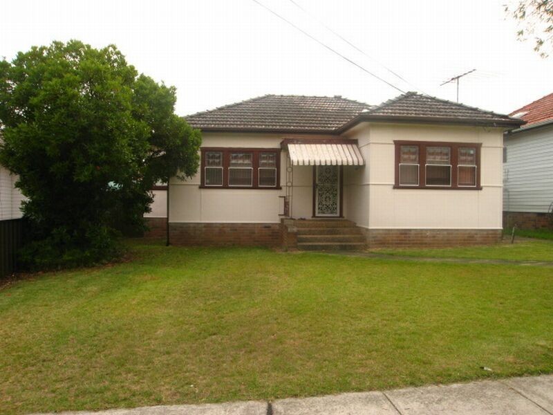 11 Alice Street, Padstow NSW 2211