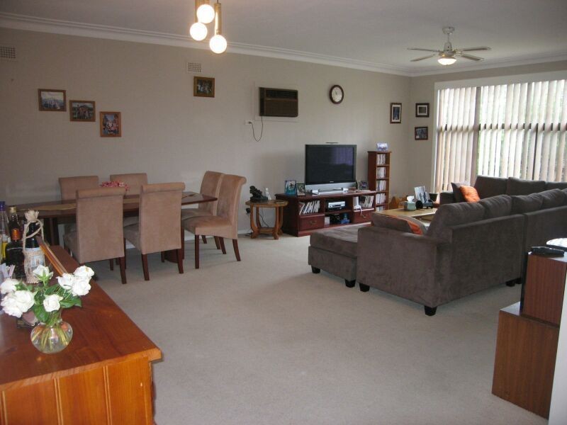 10 Queensbury Road, Padstow Heights NSW 2211