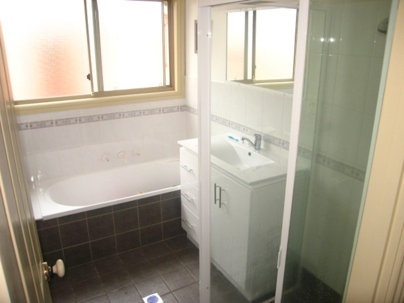 1/44 Whittle Avenue, Milperra NSW 2214