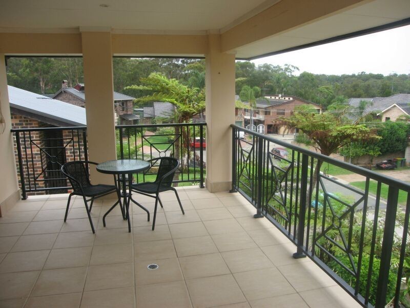 72 Burbank Avenue, Picnic Point NSW 2213