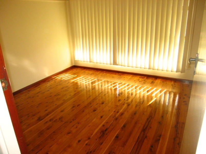 72 Thomas Street, Picnic Point NSW 2213