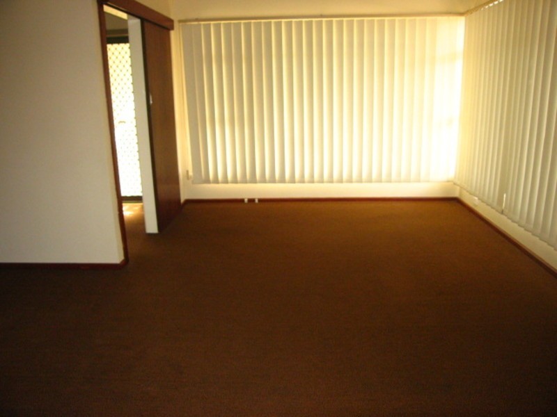 72 Thomas Street, Picnic Point NSW 2213