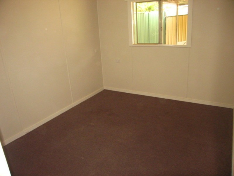 72 Thomas Street, Picnic Point NSW 2213