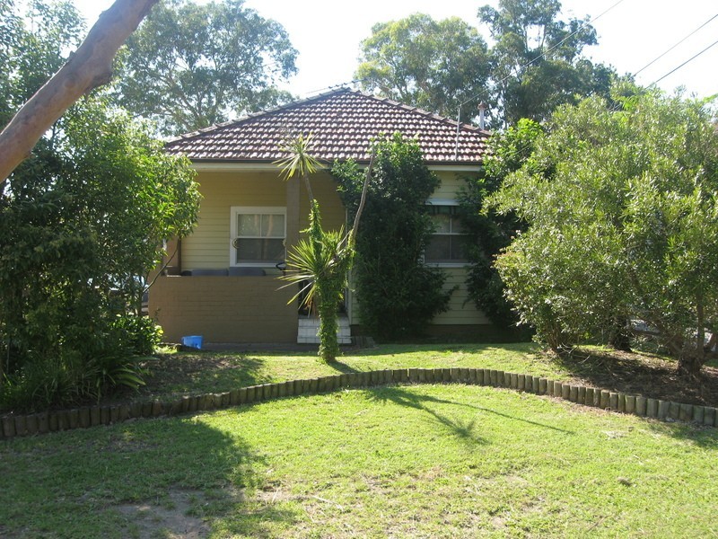 11 Chamberlain Road, Padstow NSW 2211