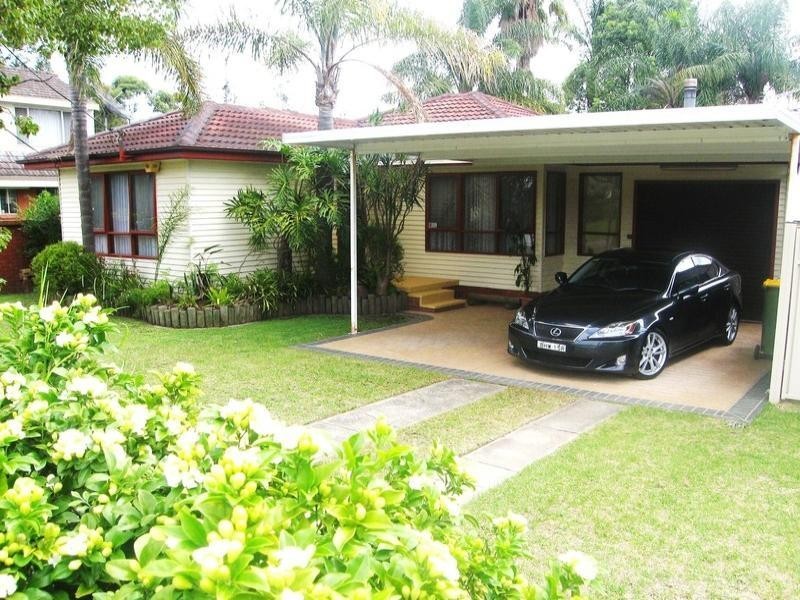 68 Whittle Avenue, Milperra NSW 2214