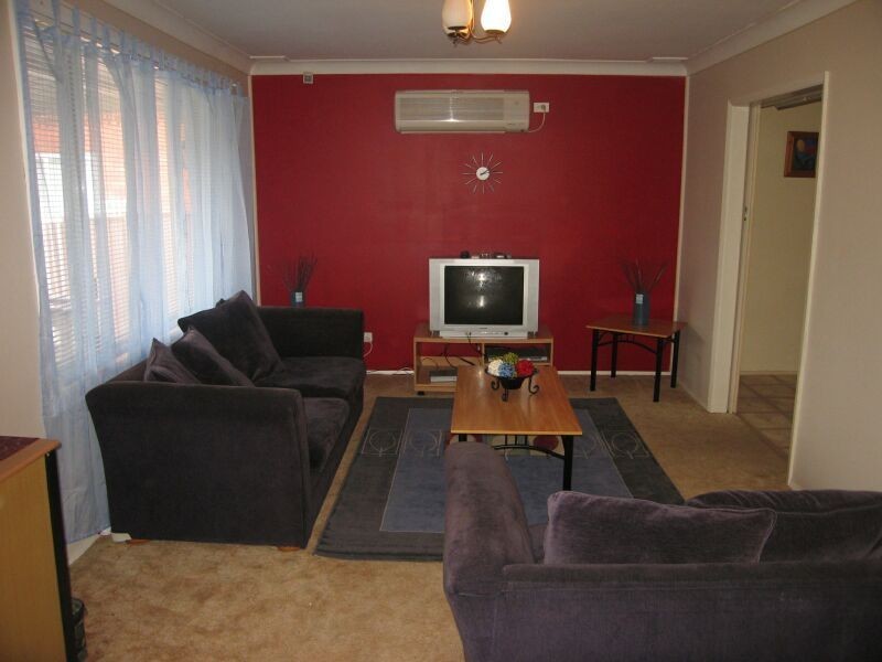 19 Apex Avenue, Picnic Point NSW 2213