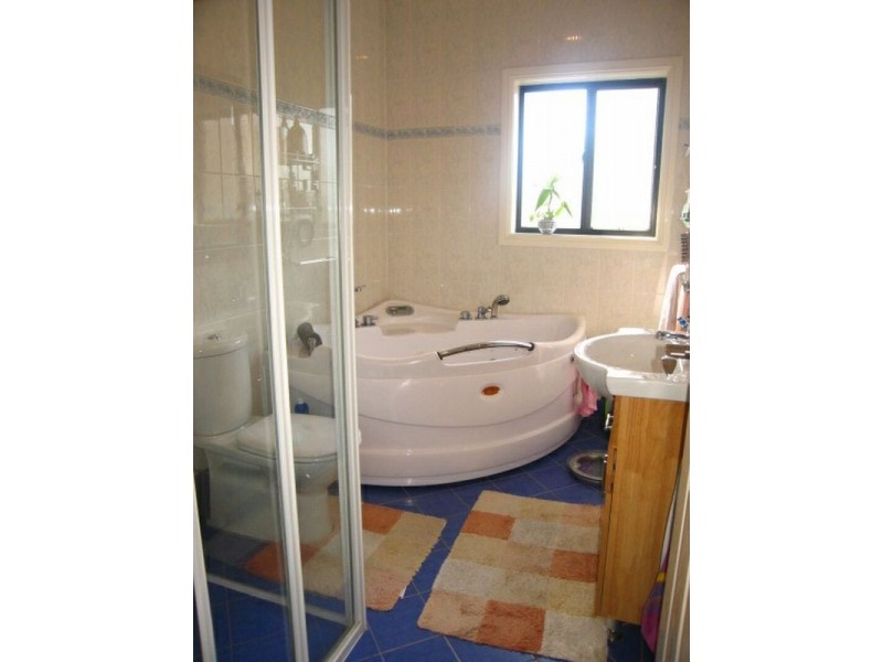 40 Glenview Street, Revesby NSW 2212