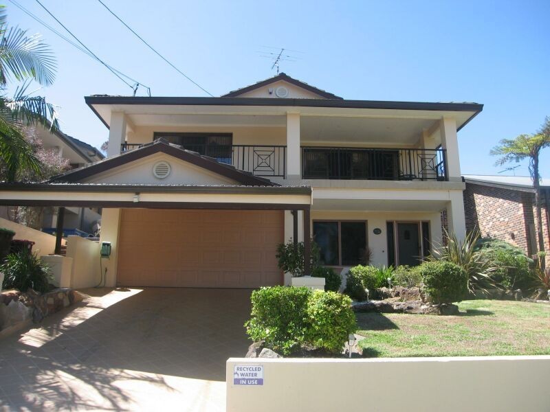 72 Burbank Avenue, Picnic Point NSW 2213