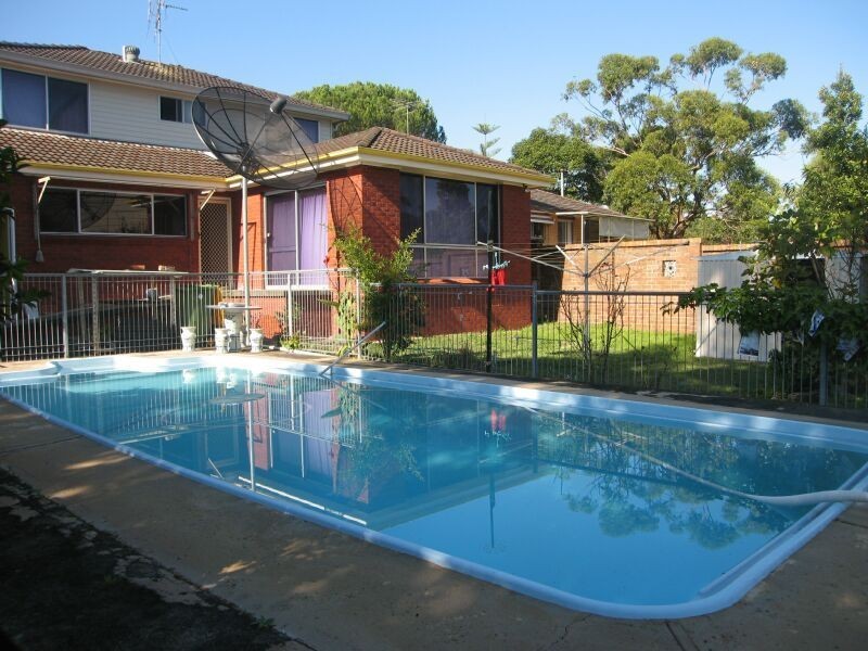 8 Seeland Place, Padstow Heights NSW 2211