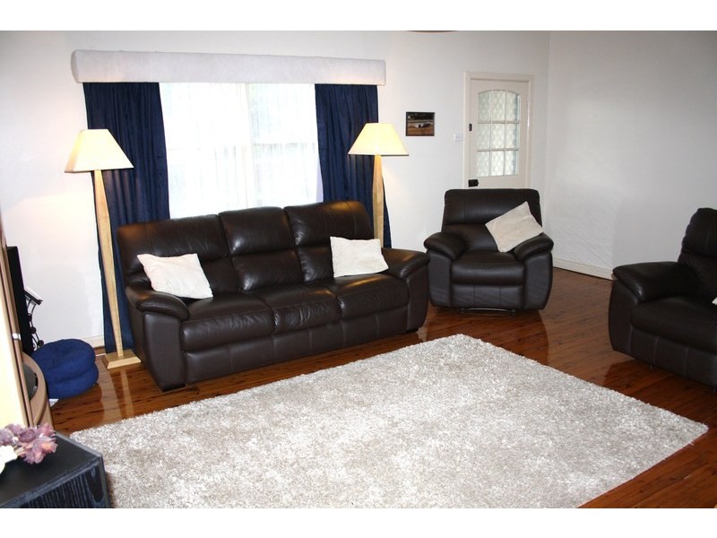 127 Faraday Road, Padstow NSW 2211