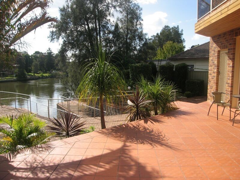 11 Auld Avenue, Milperra NSW 2214