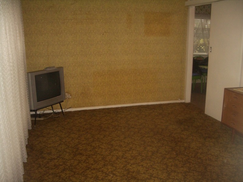 10 Ellesmere Street, Panania NSW 2213