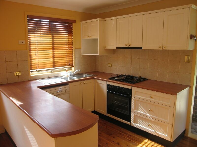 3 Mae Crescent, Panania NSW 2213