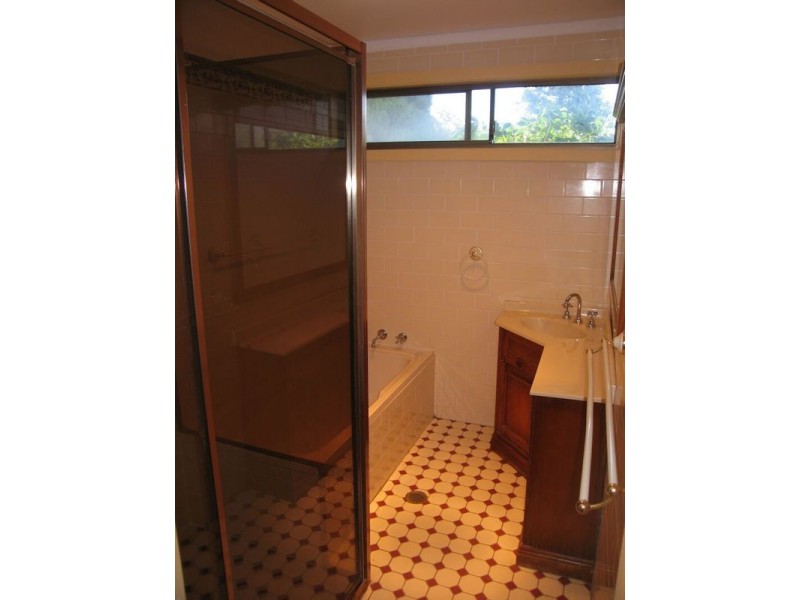 3 Mae Crescent, Panania NSW 2213