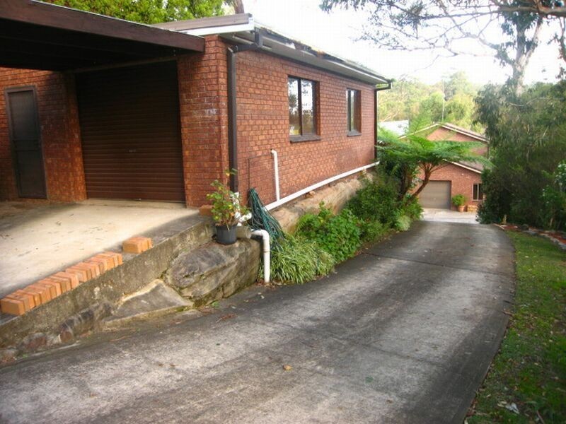 770a Henry Lawson Drive, Picnic Point NSW 2213