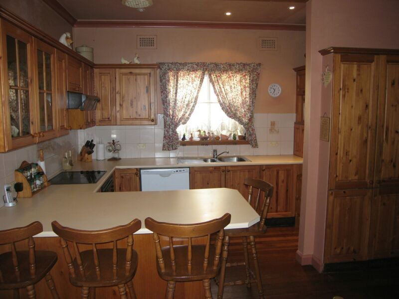 8 Broe Avenue, East Hills NSW 2213