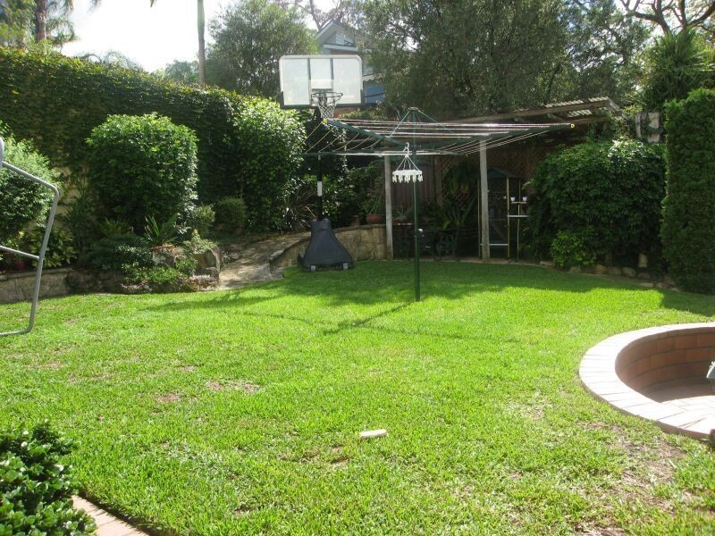 72 Burbank Avenue, Picnic Point NSW 2213