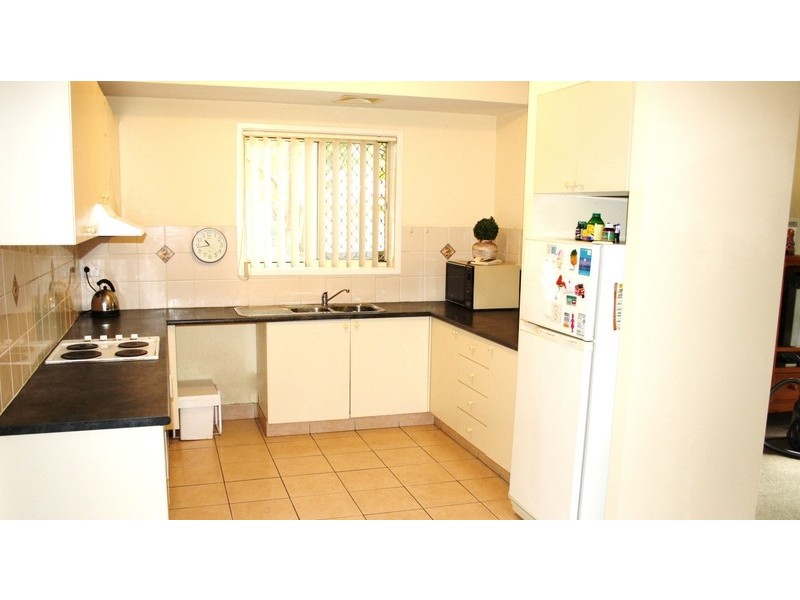 2/128 Marco Avenue, Panania NSW 2213