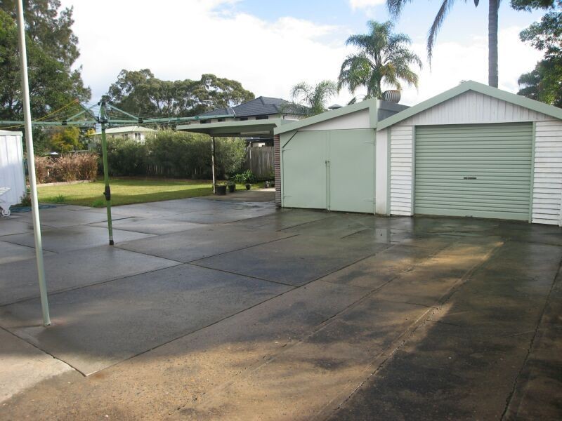 10 Kerrie Crescent, Panania NSW 2213