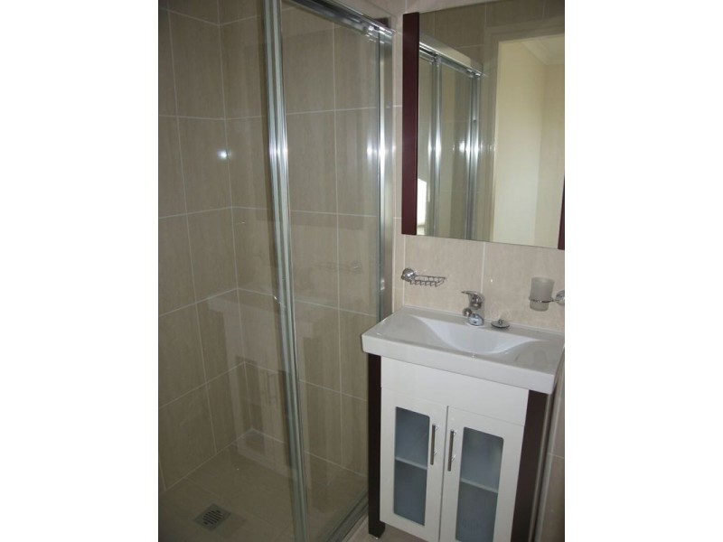 2/1 Childs Street, East Hills NSW 2213