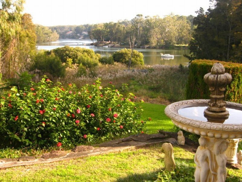 770a Henry Lawson Drive, Picnic Point NSW 2213