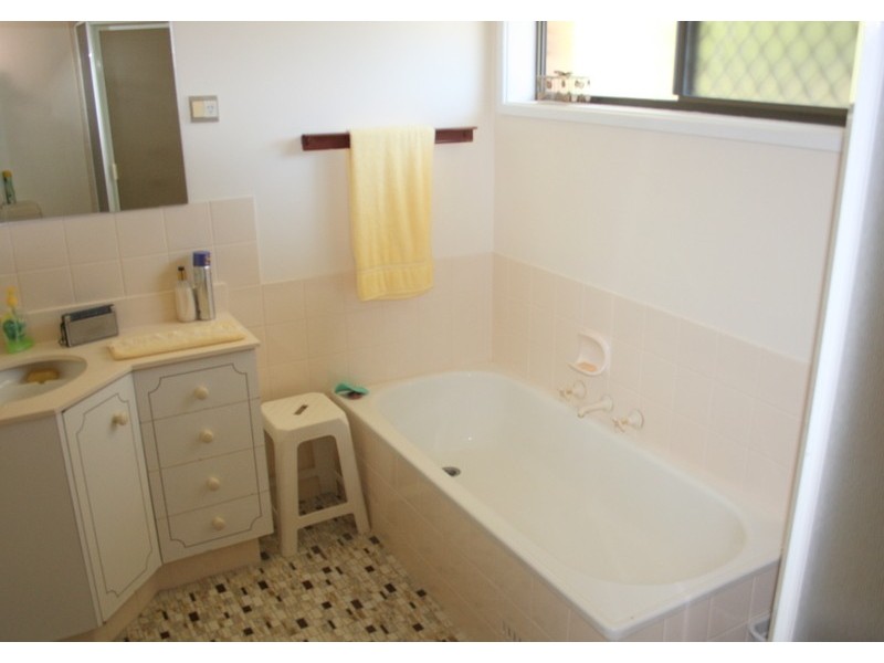 4 Wyuna Avenue, Padstow NSW 2211