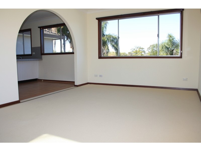 32 Bullecourt Avenue, Milperra NSW 2214