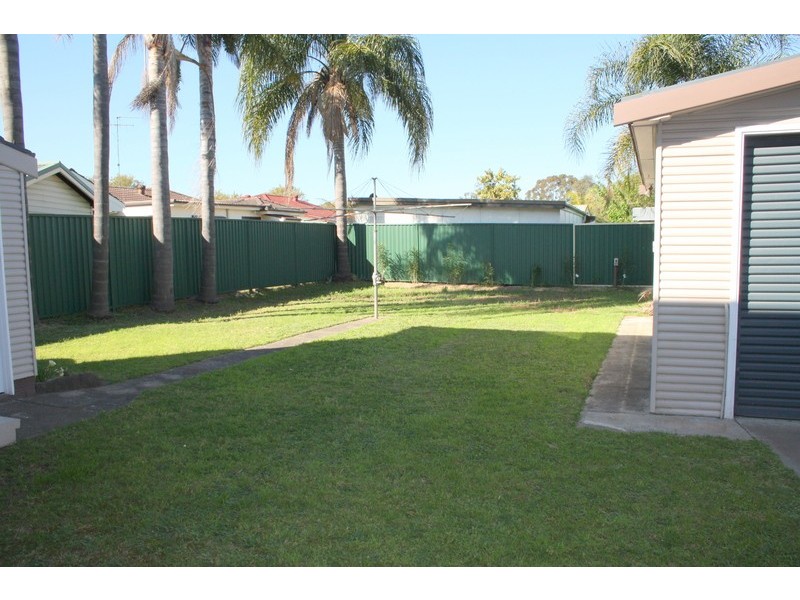 32 Bullecourt Avenue, Milperra NSW 2214