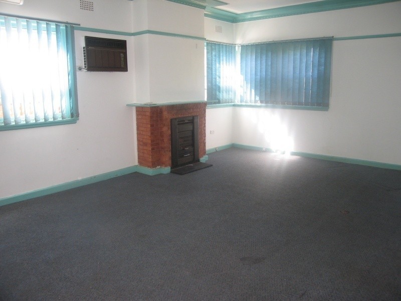 86 Hinemoa Street, Panania NSW 2213