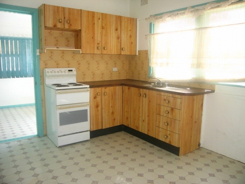 86 Hinemoa Street, Panania NSW 2213