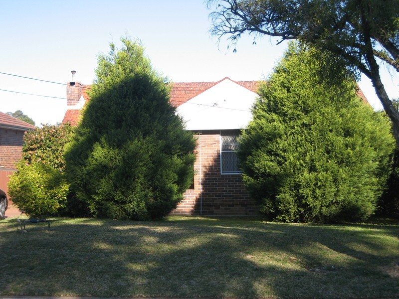 5 Barrow Street, Revesby NSW 2212