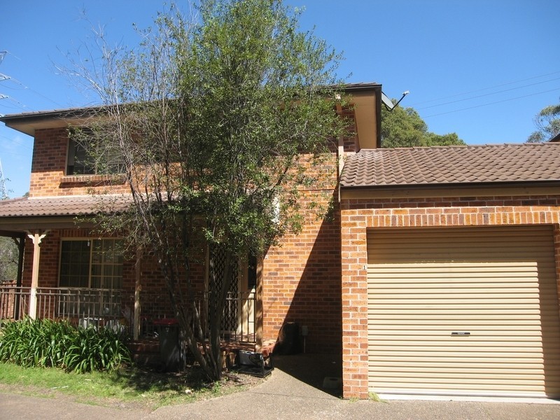 1/5 Henry Kendall Avenue, Padstow NSW 2211